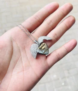 Customized Openable Heart Necklace with zarcoon stones in Golden & Silver () Customized Openable Heart Necklace with zarcoon stones in Golden & Silver ()